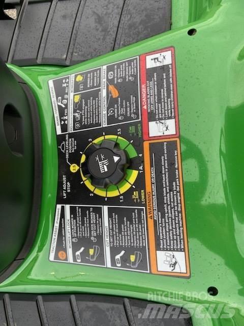 John Deere X350 Kompaktni (mali) traktori