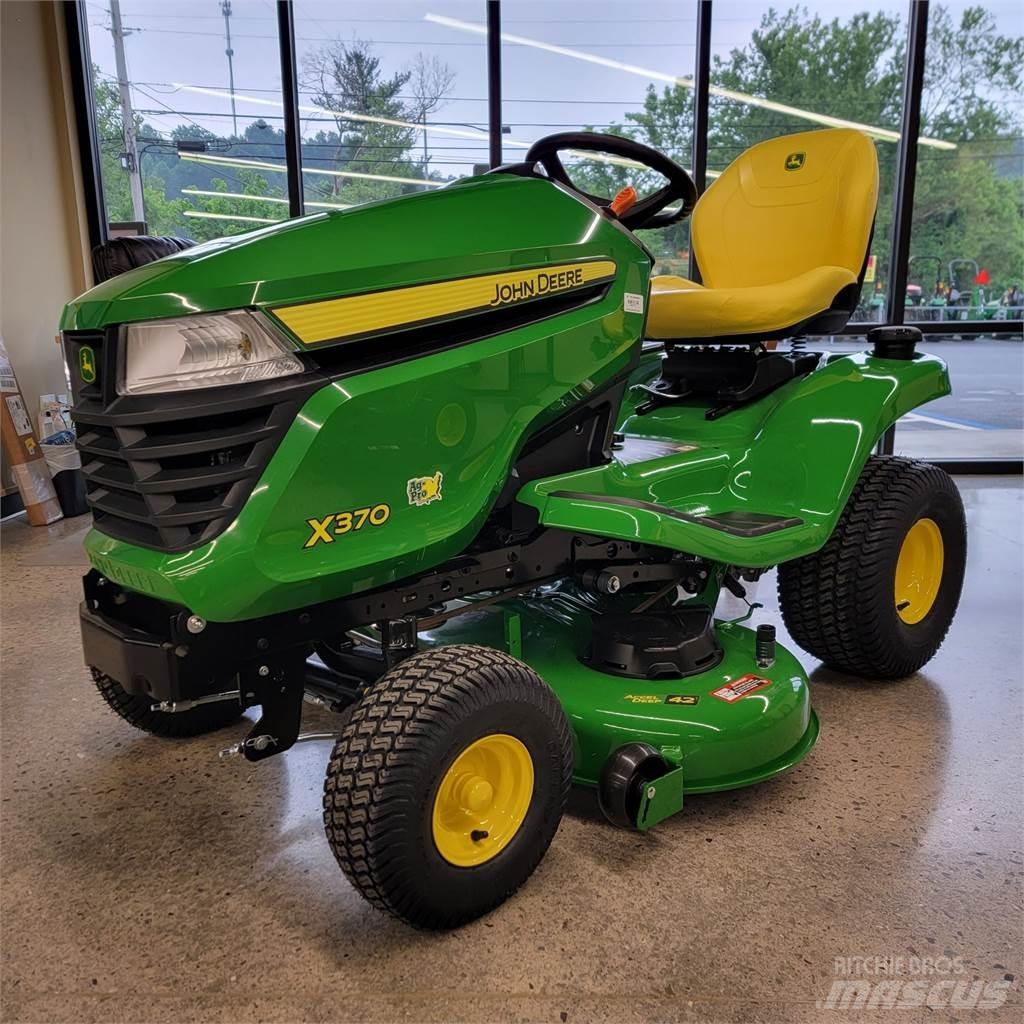 John Deere X370 Kompaktni (mali) traktori