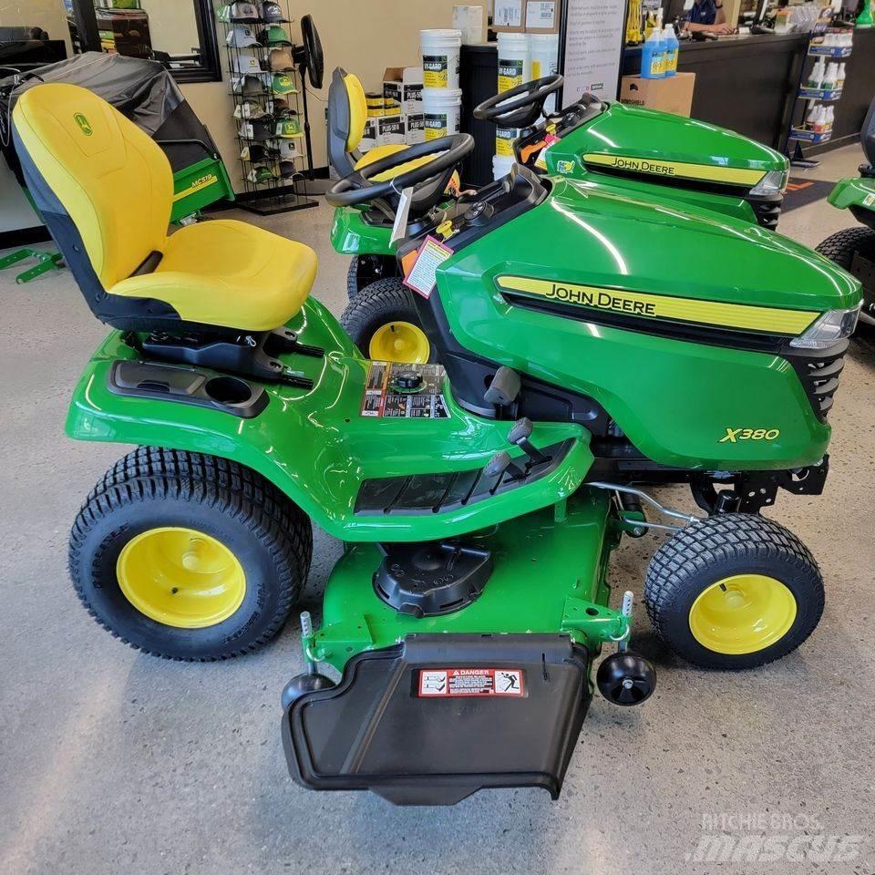 John Deere X380 Kompaktni (mali) traktori