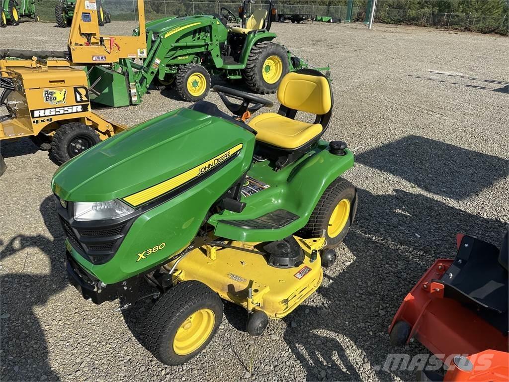 John Deere x380 Kompaktni (mali) traktori