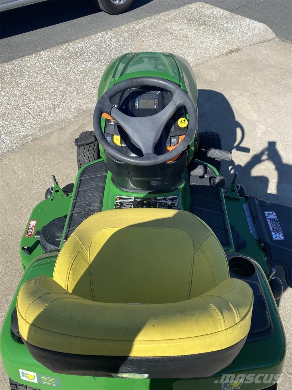 John Deere X380 Kompaktni (mali) traktori