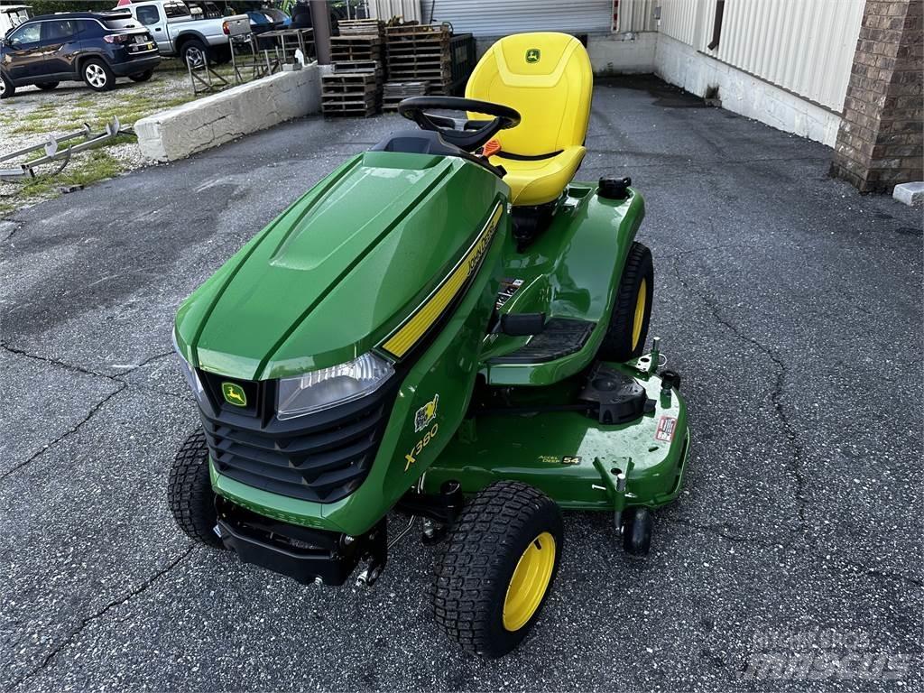 John Deere X380 Kompaktni (mali) traktori