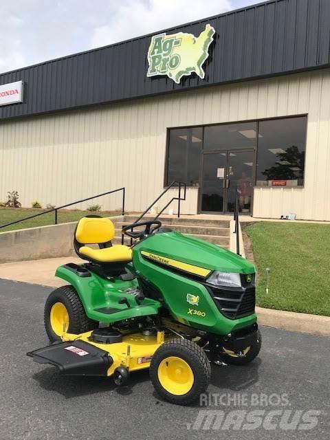 John Deere X380 Kompaktni (mali) traktori
