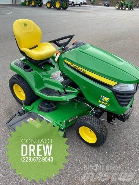 John Deere X380 Kompaktni (mali) traktori