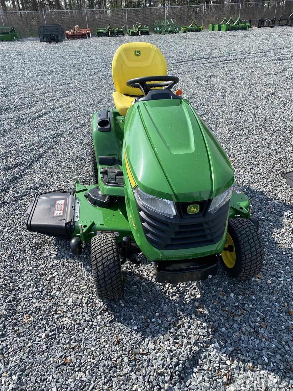 John Deere X380 Kompaktni (mali) traktori