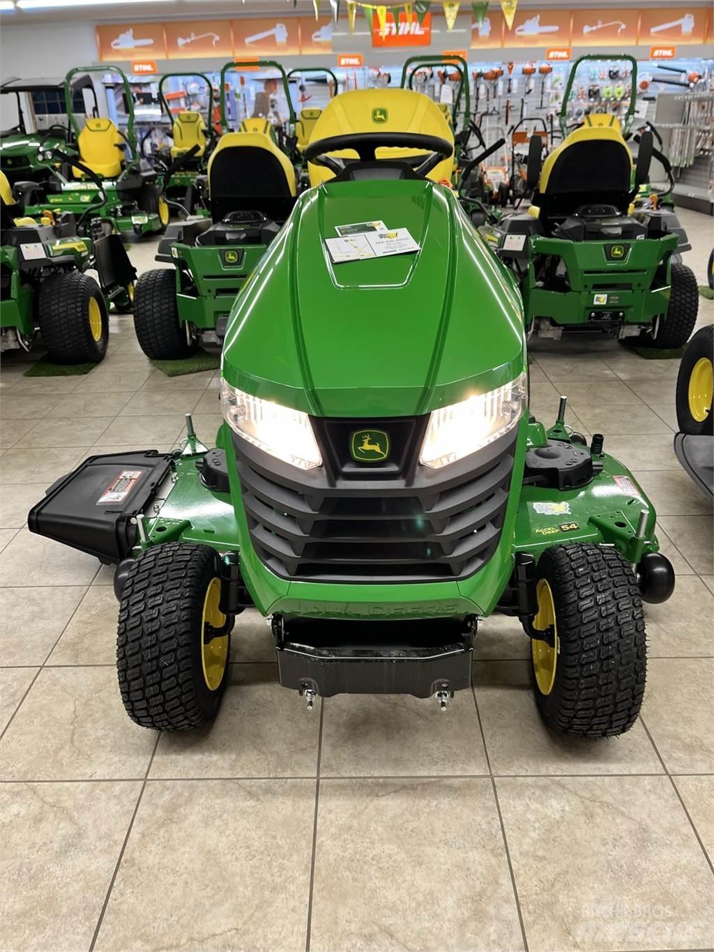 John Deere X390 Kompaktni (mali) traktori