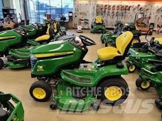 John Deere X390 Kompaktni (mali) traktori
