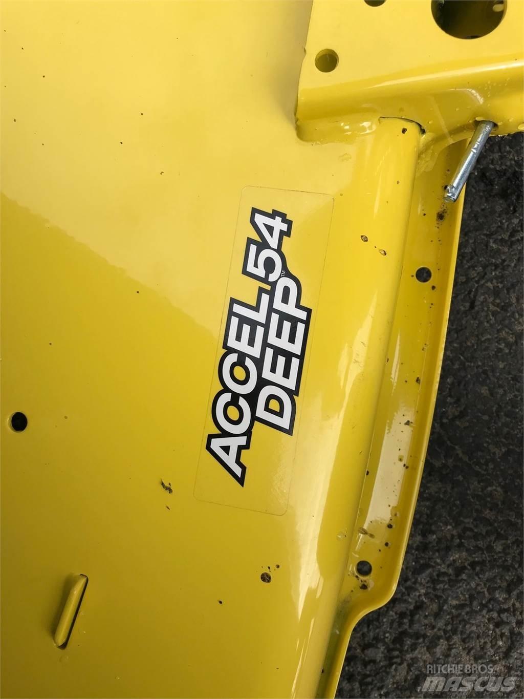 John Deere X570 Kompaktni (mali) traktori