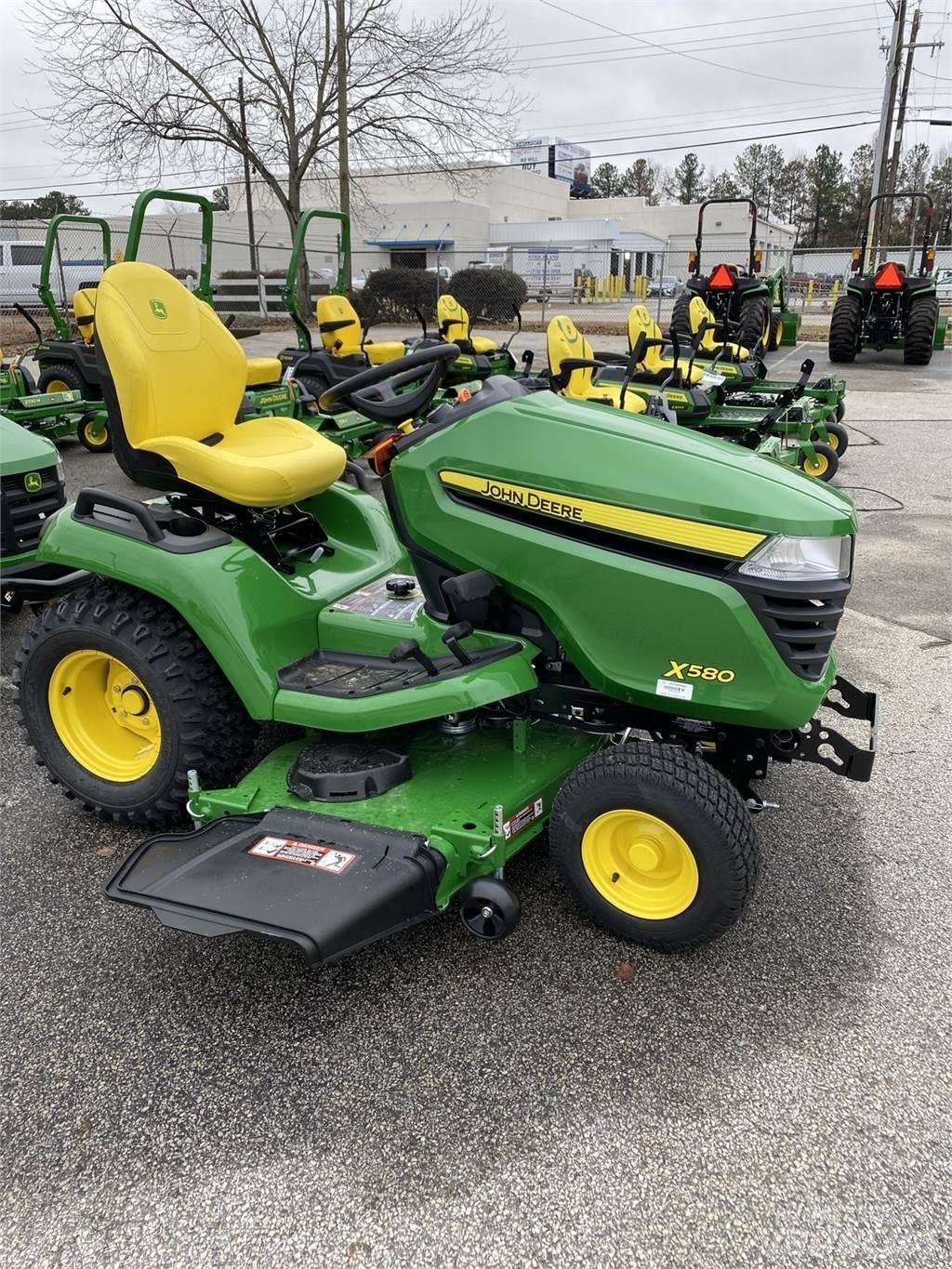 John Deere X580 Kompaktni (mali) traktori