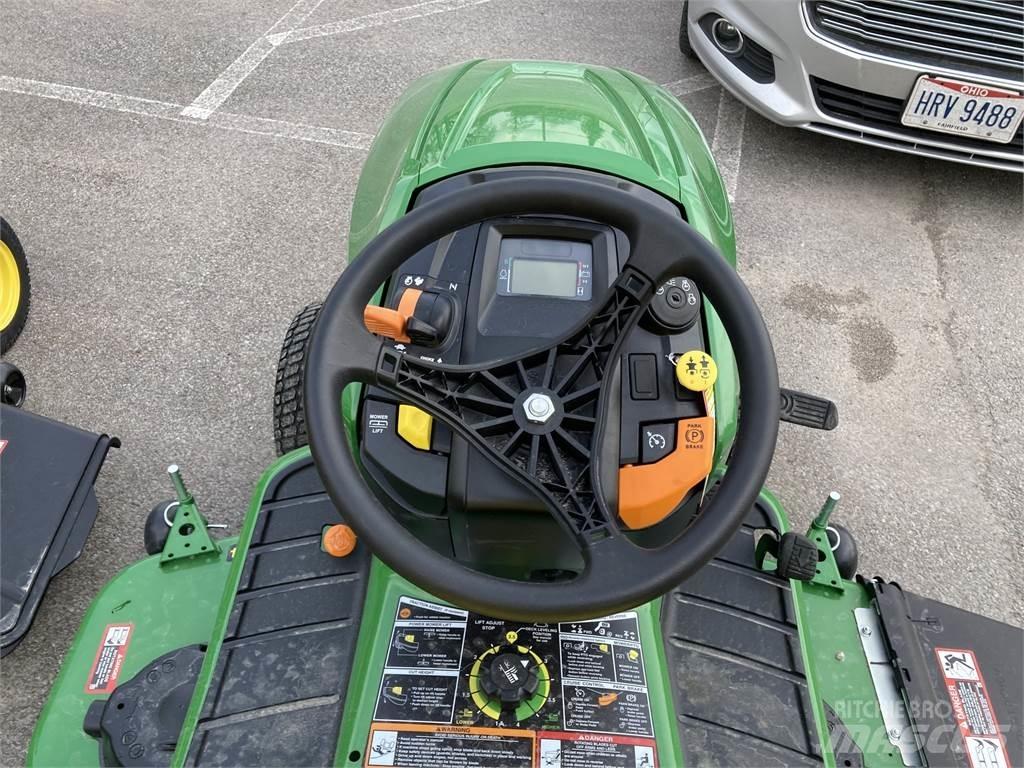 John Deere X580 Kompaktni (mali) traktori