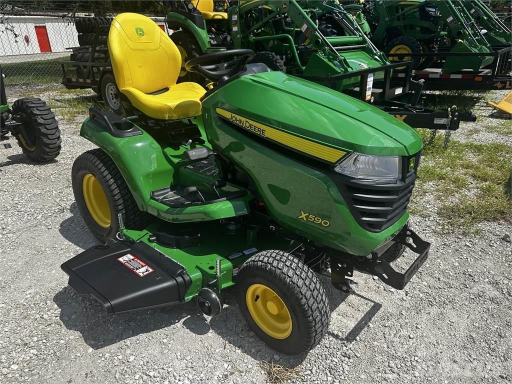 John Deere X590 Kompaktni (mali) traktori