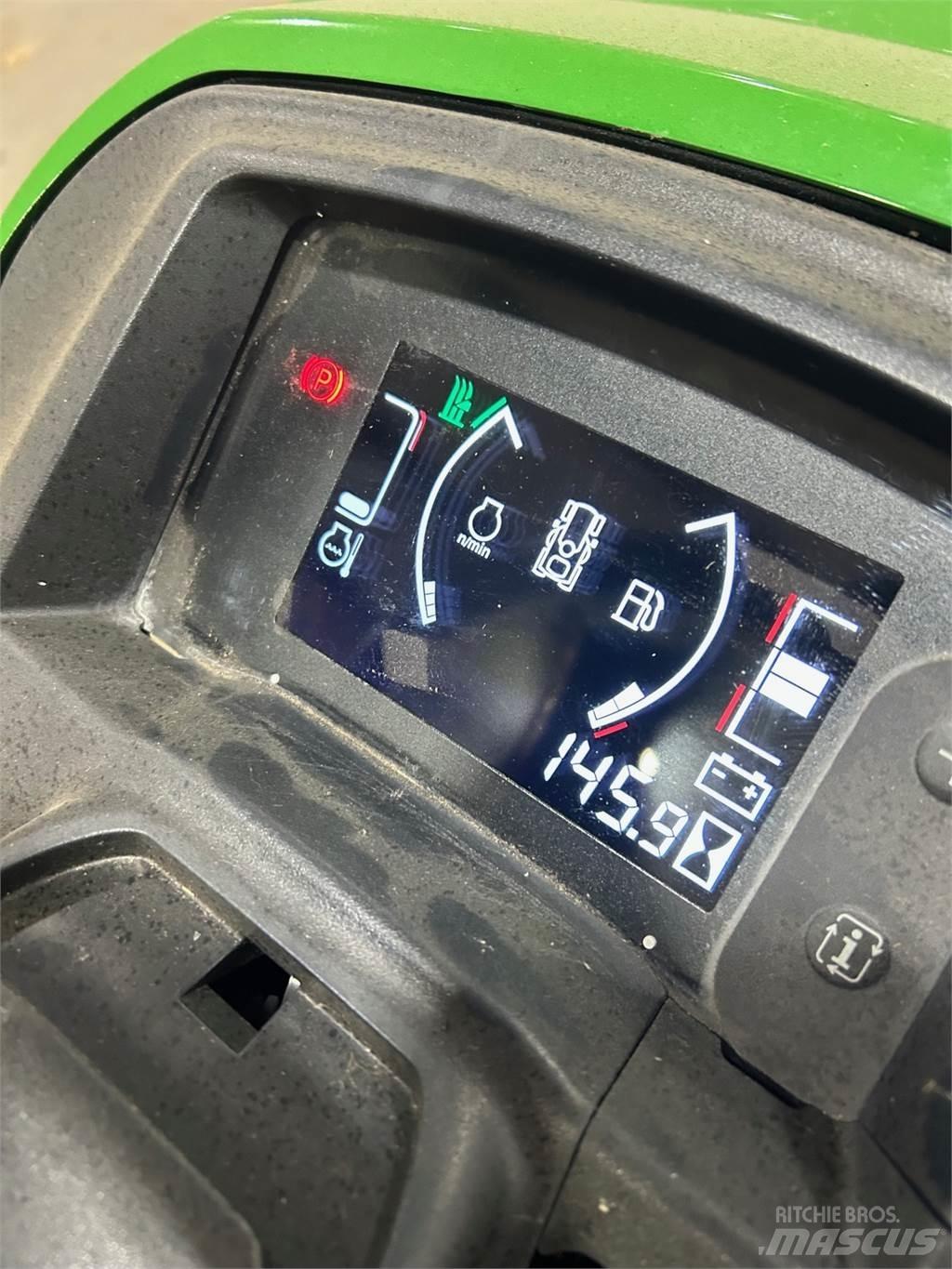 John Deere X730 Kompaktni (mali) traktori