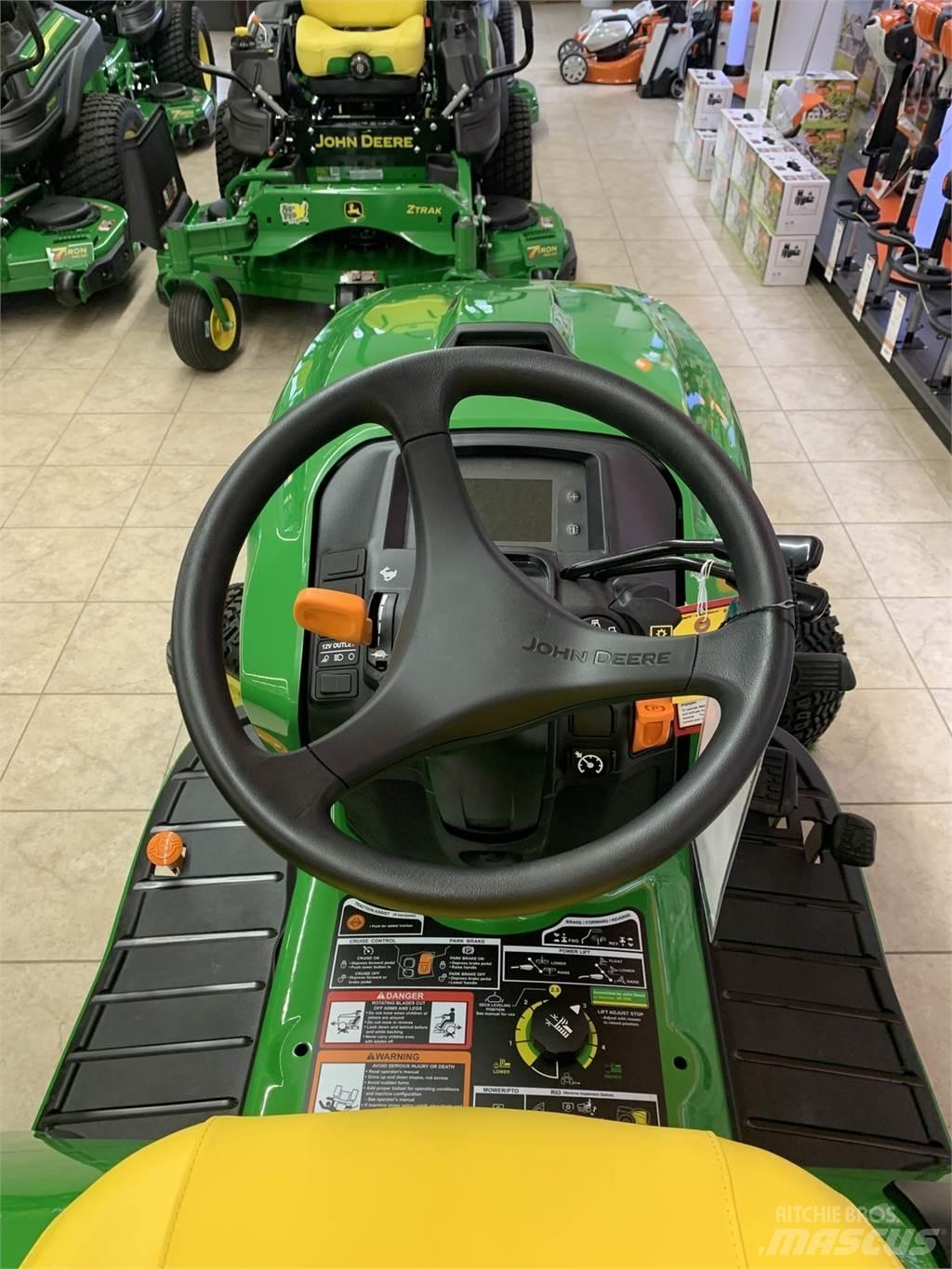 John Deere X739 Kompaktni (mali) traktori