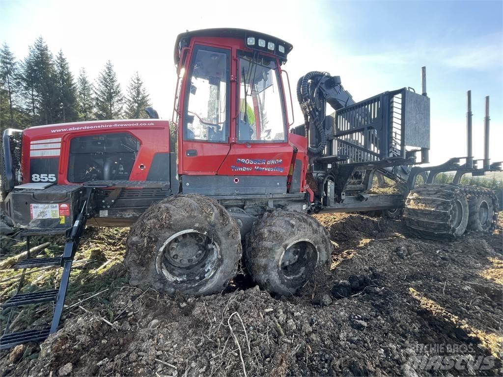 Komatsu 855 Forvarderi