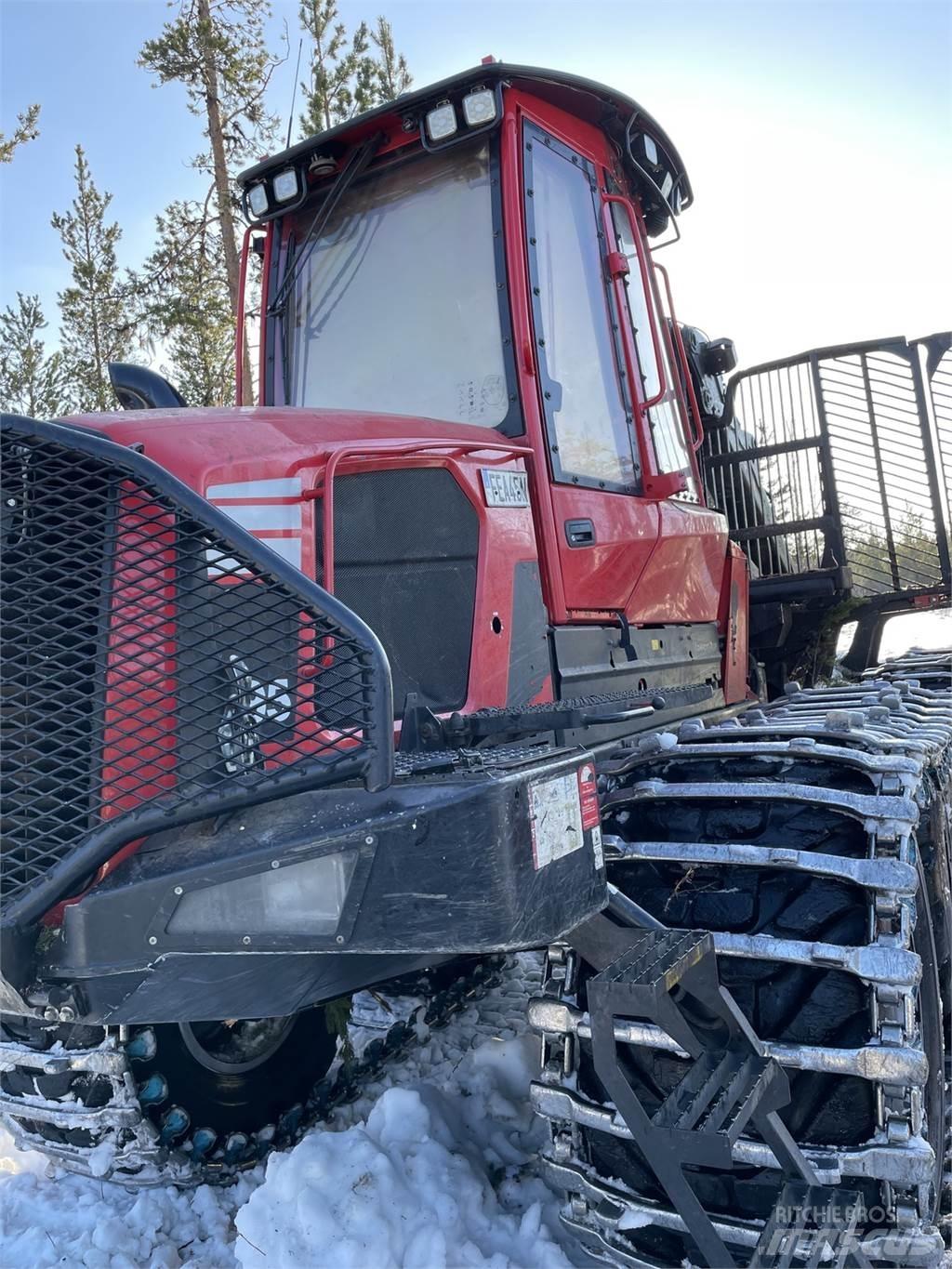 Komatsu 895 Forvarderi