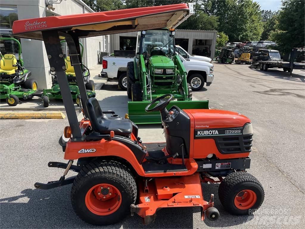 Kubota BX2200 Kompaktni (mali) traktori