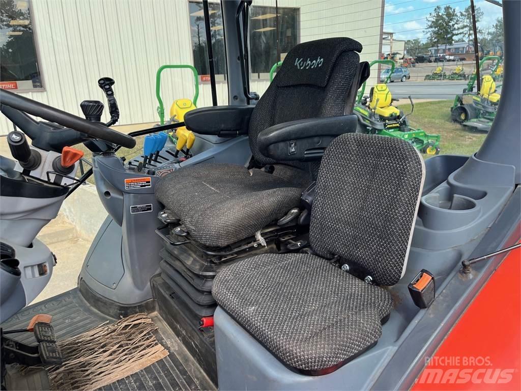 Kubota M7-132 Kompaktni (mali) traktori