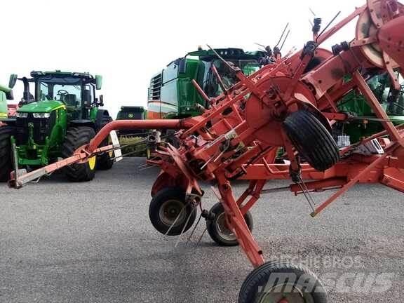Kuhn GF 7702 Okretači i sakupljači sijena
