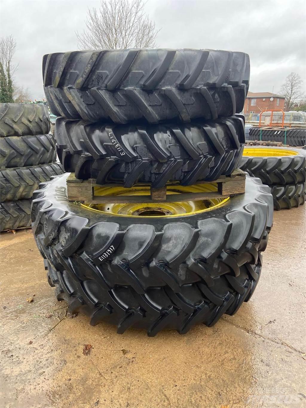  Row Crop Wheels Gume, kotači i naplatci
