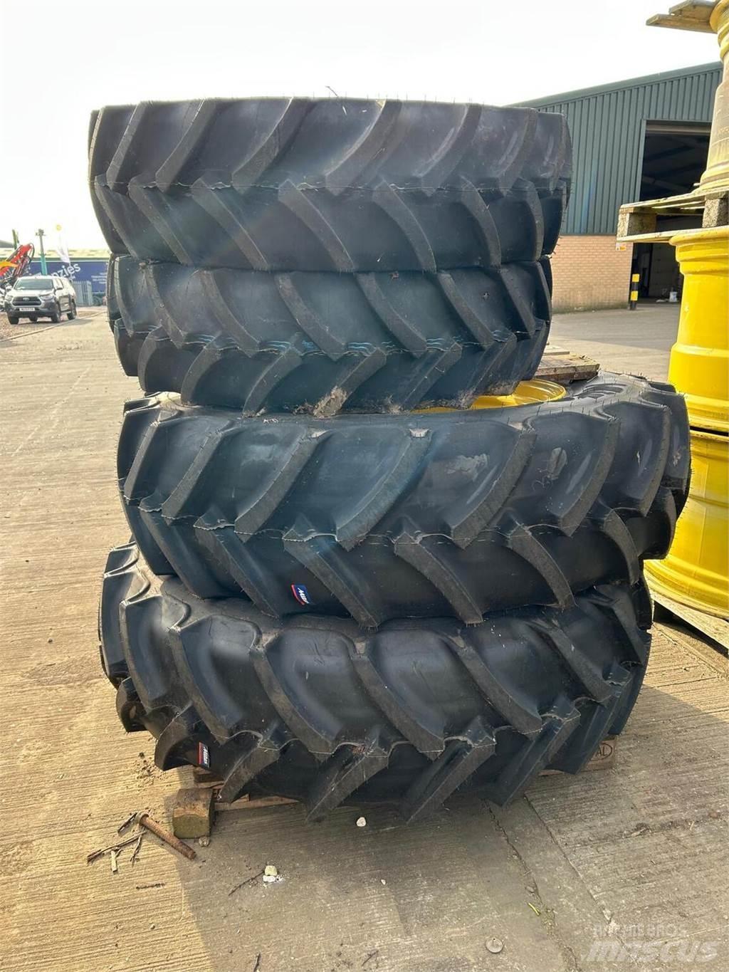  Wheels & tyres Gume, kotači i naplatci