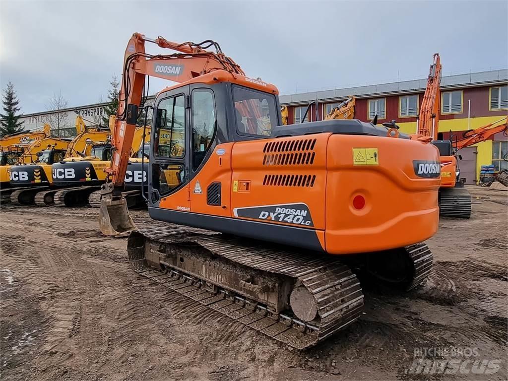 Doosan DX140LC-3 Bageri gusjeničari