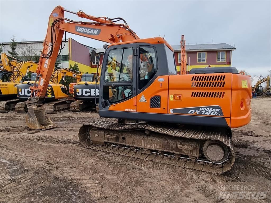Doosan DX140LC-3 Bageri gusjeničari