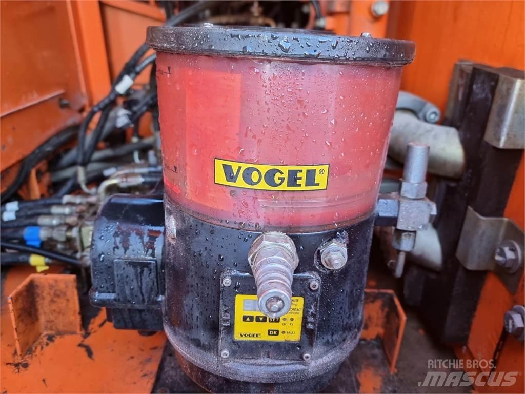 Doosan DX225LC Bageri gusjeničari
