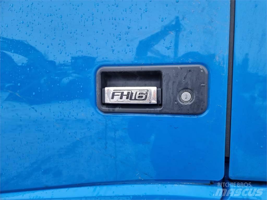 Volvo FH16 Rol kiper kamioni s kukama za dizanje
