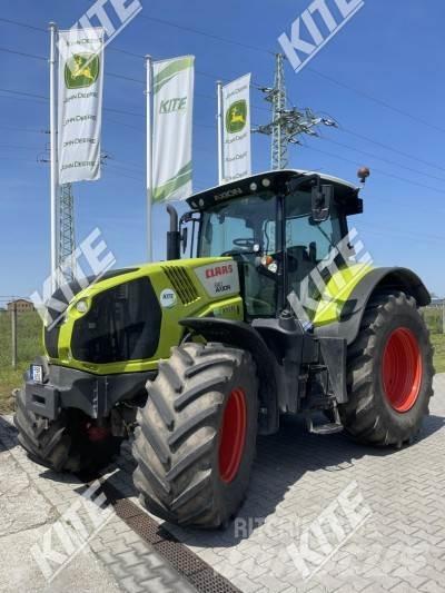 CLAAS Axion 810 Traktori