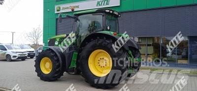 John Deere 6210R Traktori
