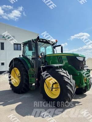 John Deere 6215R Traktori