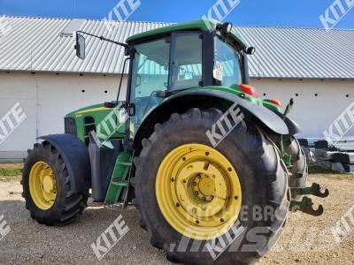 John Deere 6930 Traktori