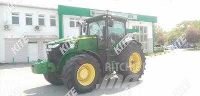 John Deere 7200R Traktori