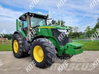 John Deere 7230R Traktori
