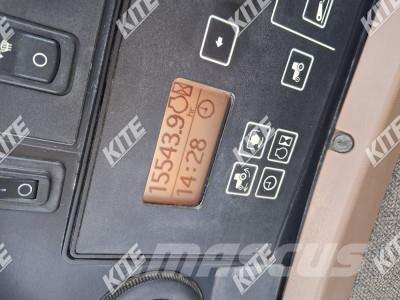 John Deere 7230R Traktori