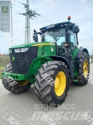 John Deere 7250R Traktori