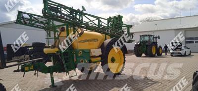 John Deere 732i/21 Vučene prskalice