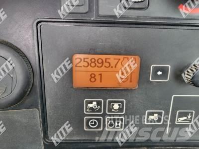 John Deere 8130 Traktori