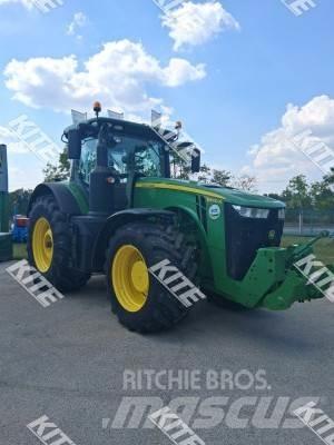 John Deere 8400R Traktori