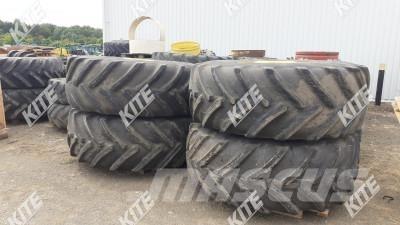 John Deere 9520R Traktori