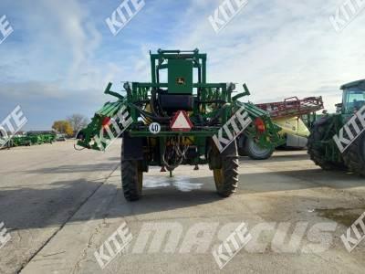 John Deere M740i Vučene prskalice