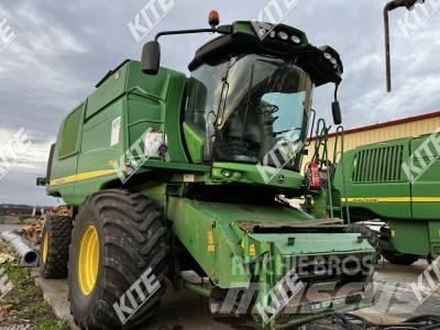 John Deere T660 Kombajni