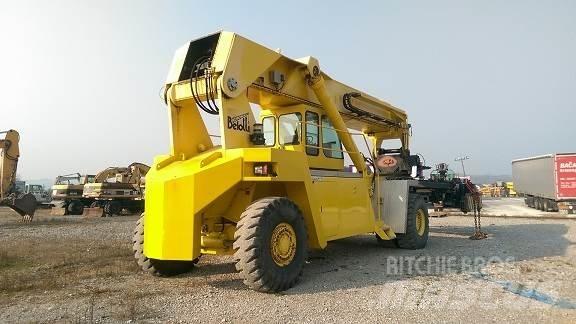 Belotti TRITON FB45/23 Teleskopski viličari