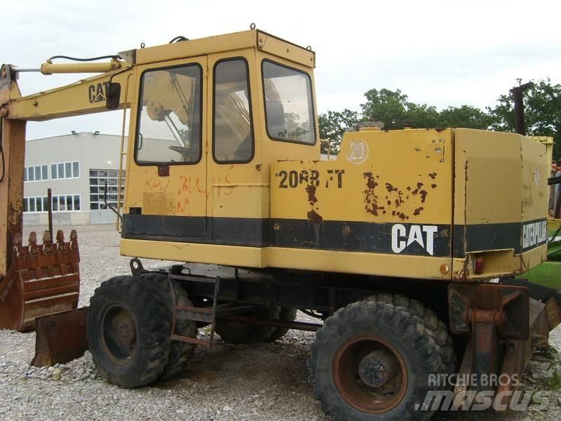 CAT 206 BFT Bageri na kotačima