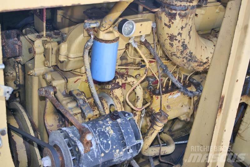 CAT 245 Bageri gusjeničari