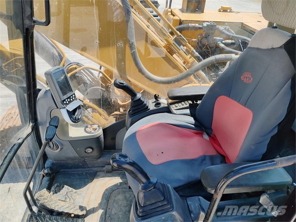 CAT 324 D LN Bageri gusjeničari