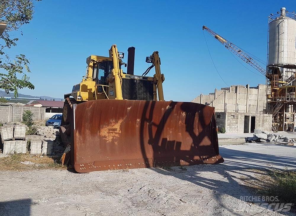 CAT D11N Buldožeri gusjeničari