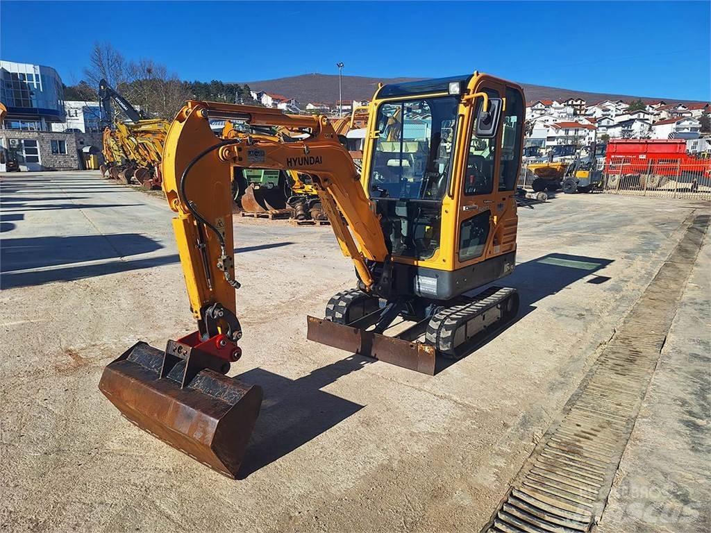 Hyundai 16-9 Mini bageri <7t