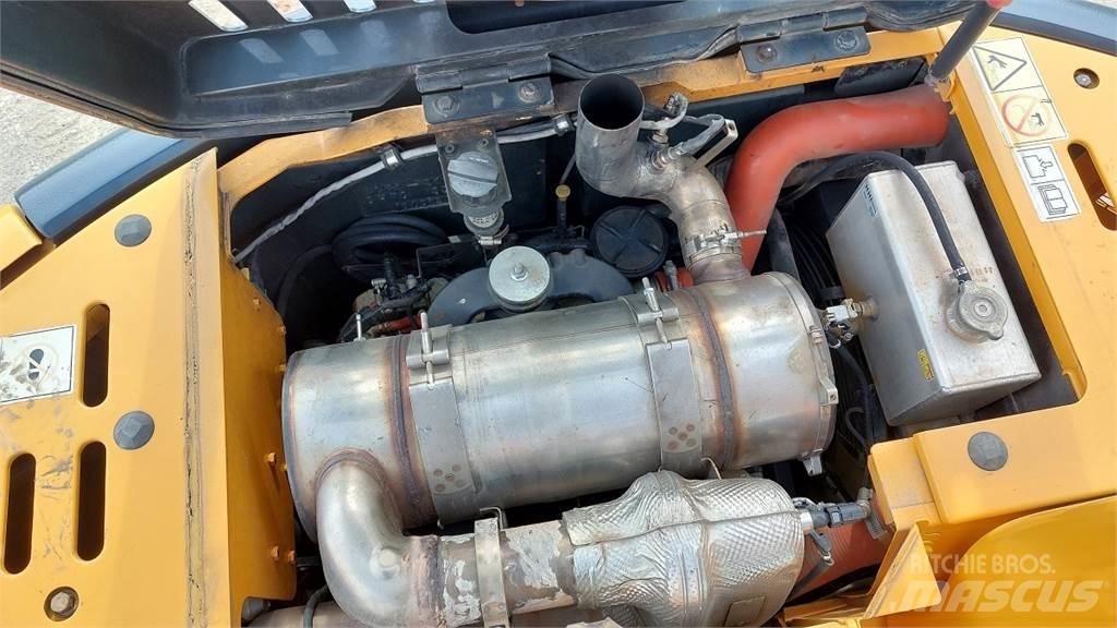 Hyundai HX145LCR Bageri gusjeničari