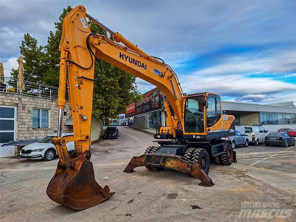 Hyundai R210W-9 Bageri na kotačima